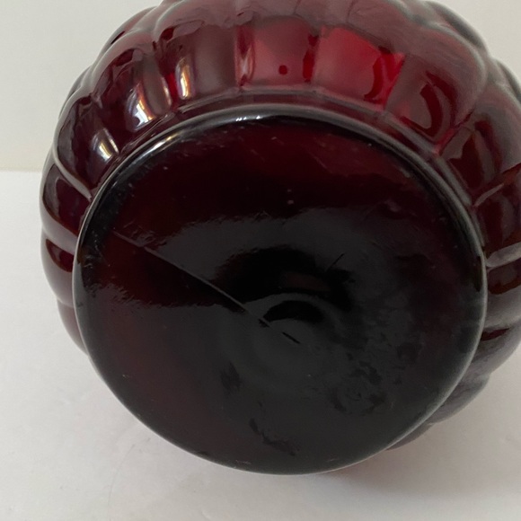 Vintage Anchor Hocking Ruby Red Bubble Glass Lip Water Pitcher 64 oz - Picture 10 of 11